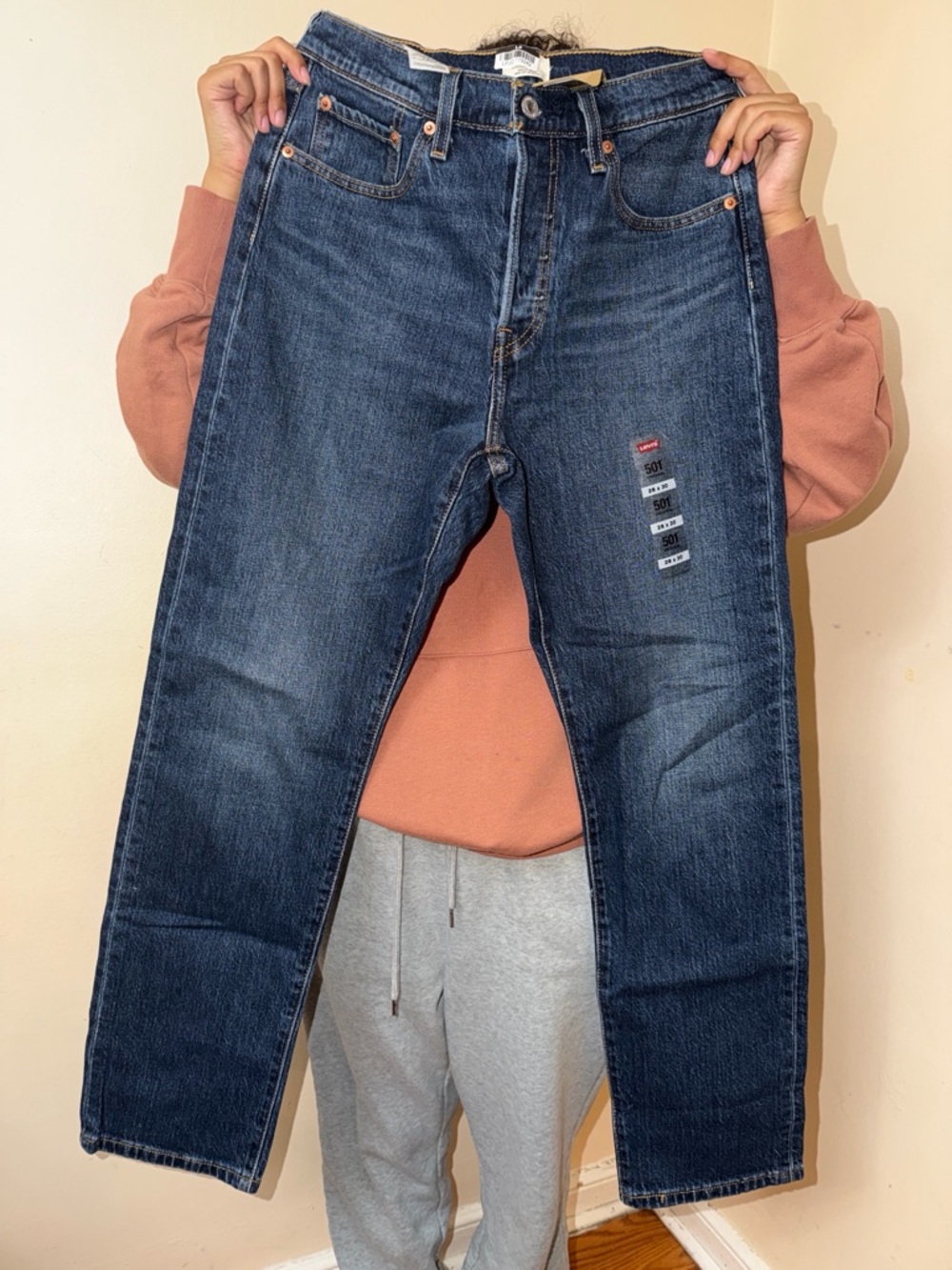 Levi's  Dark Blue Jeans 501 
Non strech #001